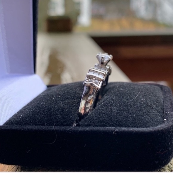 STERLING SILVER SIMULATED DIAMOND WEDDING SET - Picture 7 of 14